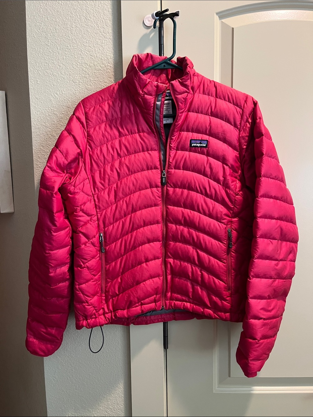 Patagonia Women's Puffer Jacket - Hot Pink